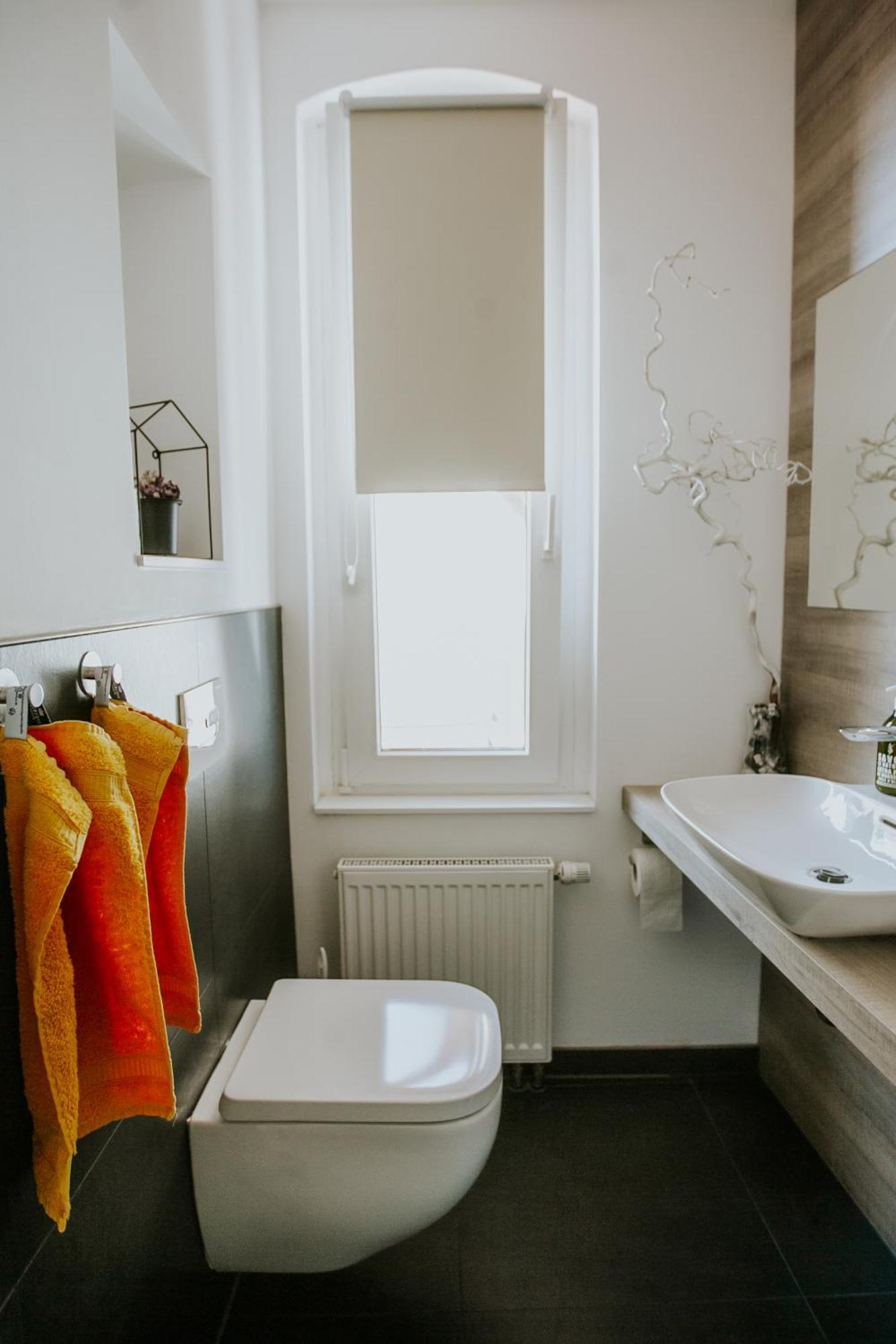 Traumhaftes Apartment Am Dom Mit Grosser Dachterrasse Zwickau Luaran gambar