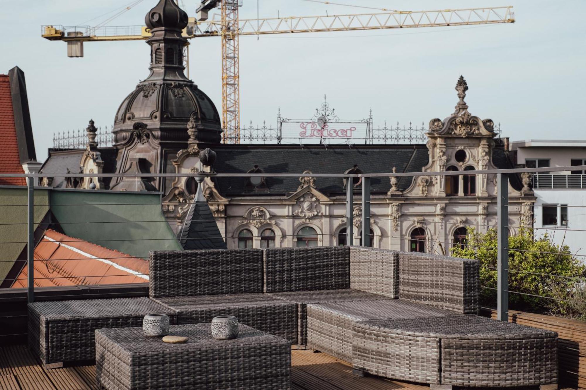 Traumhaftes Apartment Am Dom Mit Grosser Dachterrasse Zwickau Luaran gambar