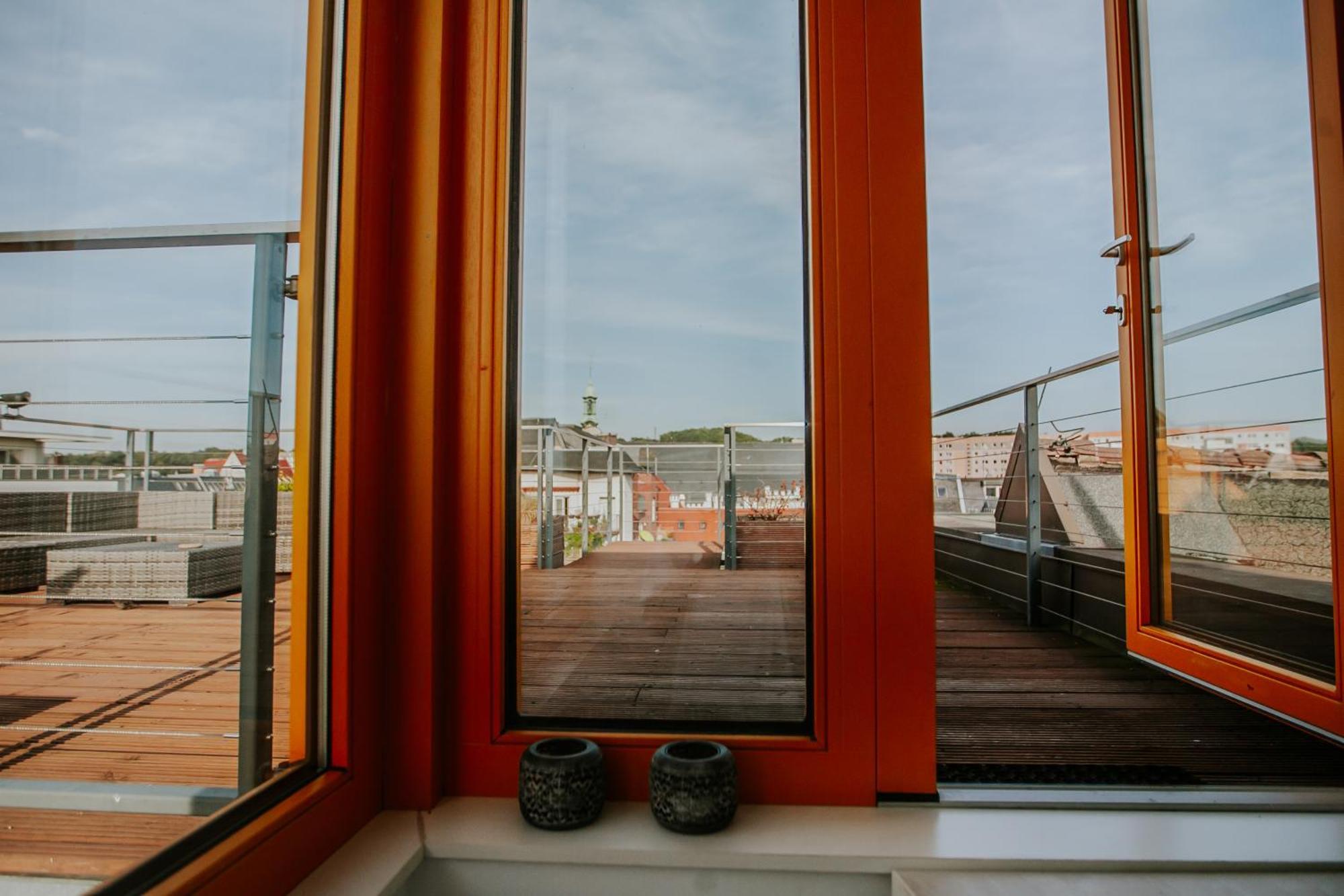Traumhaftes Apartment Am Dom Mit Grosser Dachterrasse Zwickau Luaran gambar