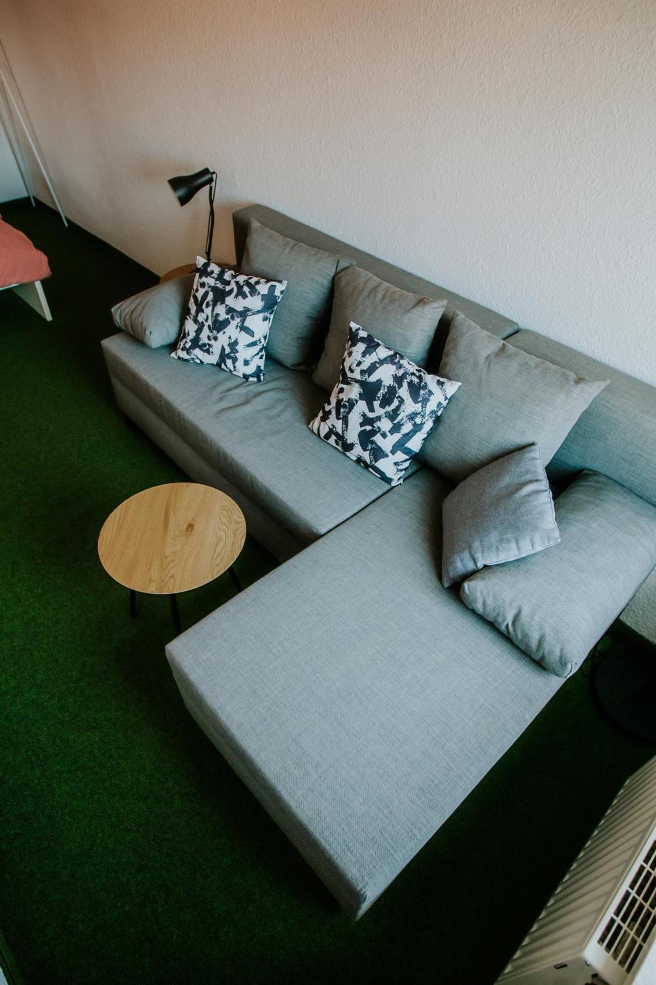 Traumhaftes Apartment Am Dom Mit Grosser Dachterrasse Zwickau Luaran gambar