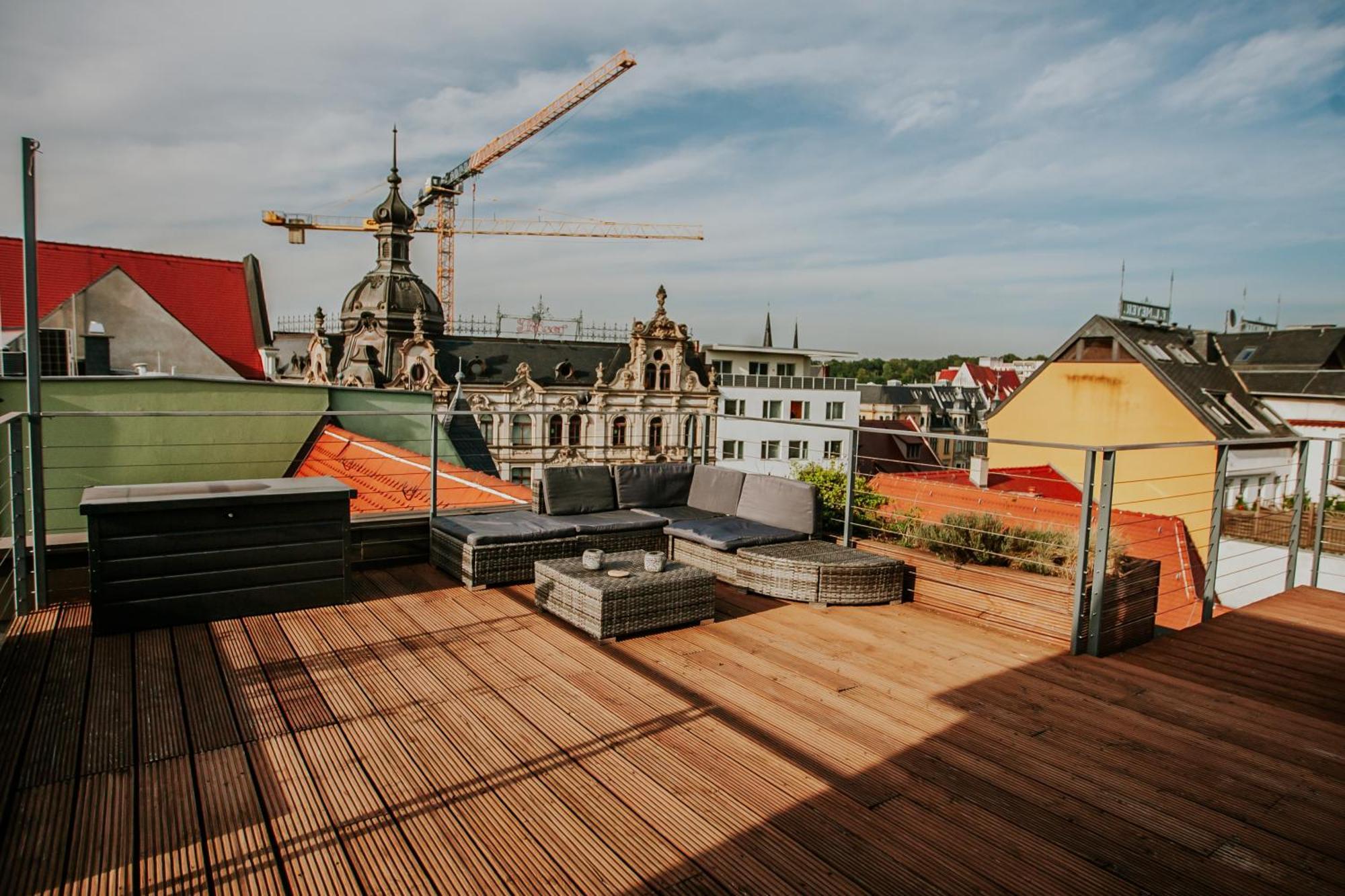 Traumhaftes Apartment Am Dom Mit Grosser Dachterrasse Zwickau Luaran gambar